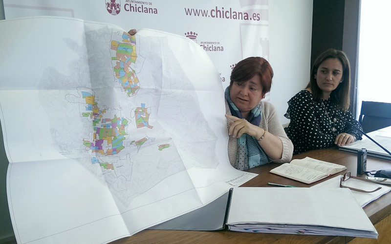 Las futuras ordenanzas rebajan el coste de legalización de viviendas: se podrán obtener los servicios básicos por 9.500 euros