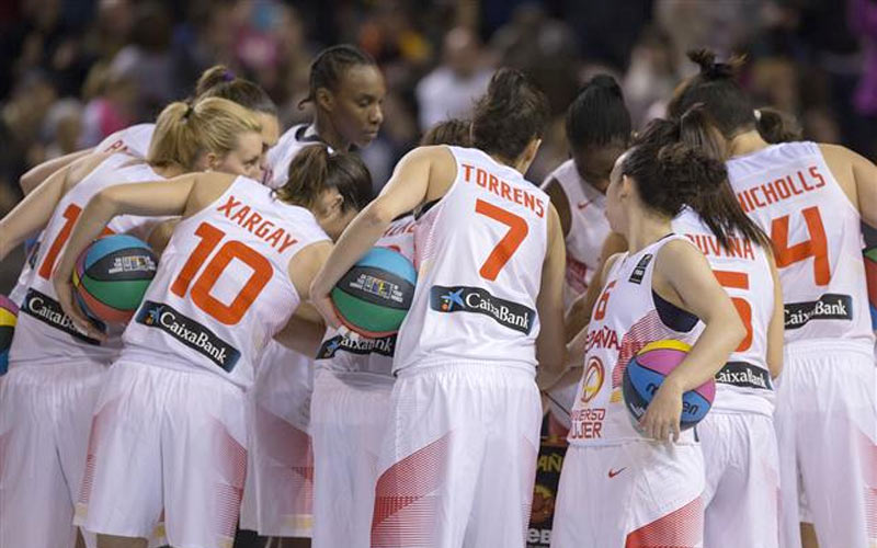 La selección femenina de baloncesto inicia en San Fernando su preparación de cara al “gran reto olímpico” de este año