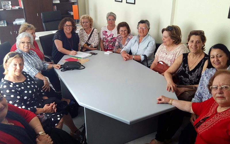 Lorenzo reúne a las asociaciones de mujeres para tratar el presupuesto de la Fundación y recibir propuestas de actividades