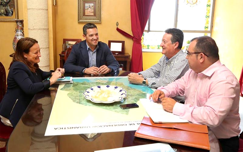 Rota cree importante ‘entrar’ en el Clúster Naval de Cádiz