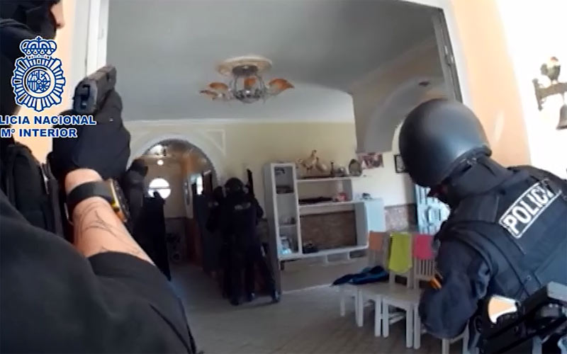 Arrestados los tres “peligrosos” responsables de un asalto armado a una unifamiliar de Jerez con madre e hijo en el interior