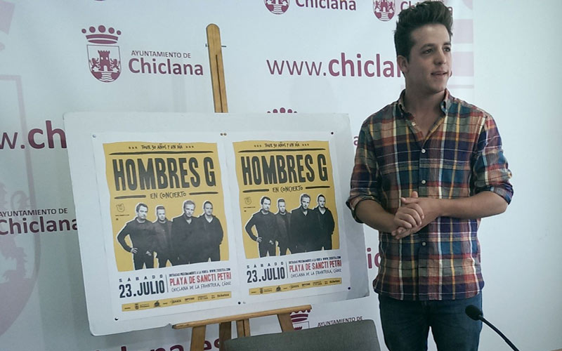 Hombres G, en el poblado de Sancti Petri este verano