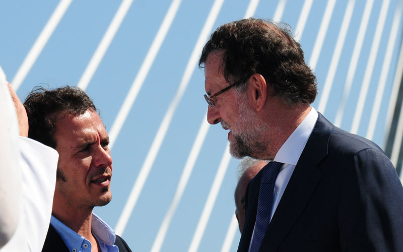 El alcalde de Cádiz escribe a Mariano Rajoy para que le concrete la promesa de Teófila Martínez (PP) sobre los BAM para astilleros