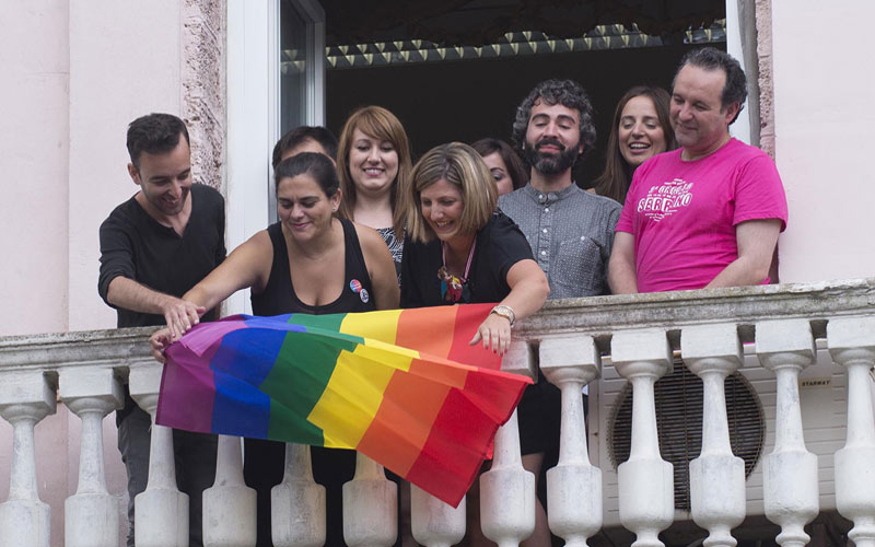 Cádiz se suma al Día del Orgullo con apelación: “tú, hombre o mujer heterosexual, quizás creas que no es también tu lucha, pero lo es”