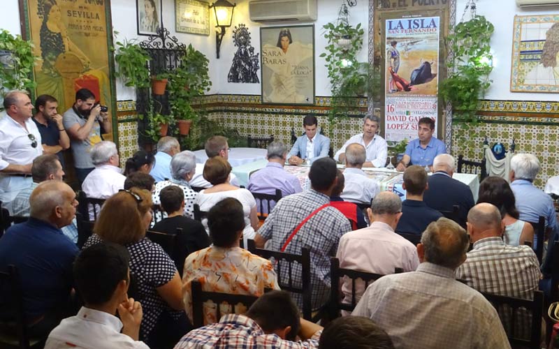 David Galván y Alberto López Simón, un cartel que promete competencia en San Fernando