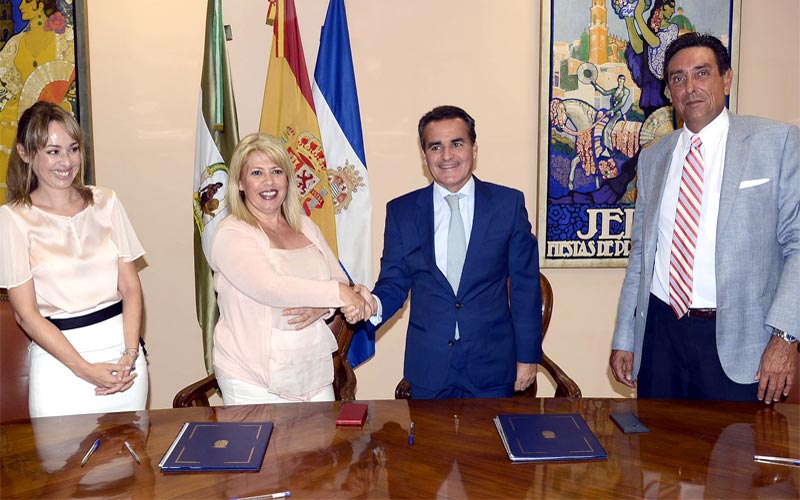 Caixabank cede diez de sus viviendas vacías en Jerez al Ayuntamiento para que las destine a alquiler social