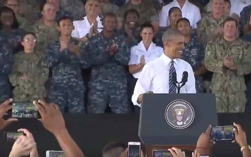 Obama arenga a los militares en Rota: “gracias por vuestro servicio en nombre de un EEUU, una España y un mundo más seguro”