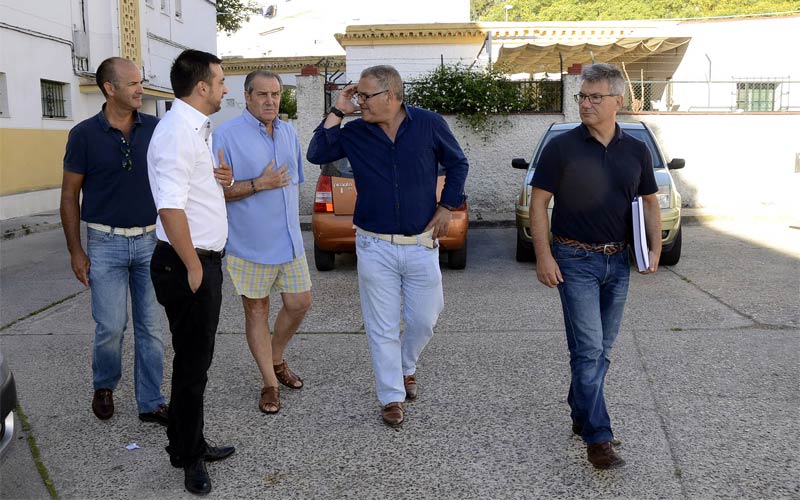 La barriada de La Plata se prepara para la segunda fase de la renovación de su vieja red de saneamiento y abastecimiento