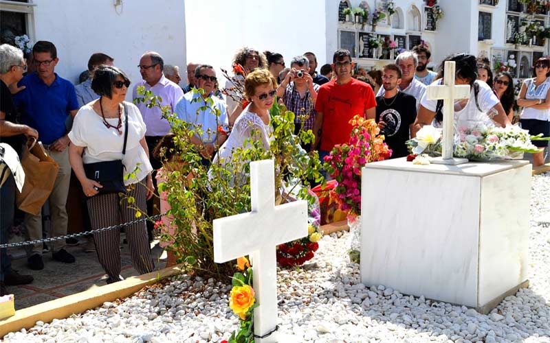 “Para poder pasar página, es necesario que la página más trágica de nuestra historia reciente sea leída comprensiva y críticamente”