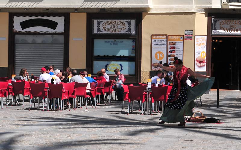 El centro histórico de Cádiz será Zona de Gran Afluencia Turística en mayo y septiembre “ante el imperativo legal de la Junta”