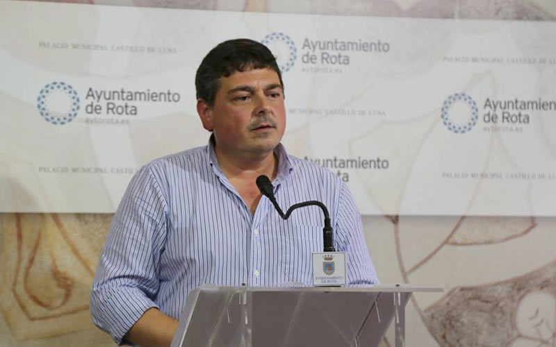 Manrique defiende la dimisión de Torres y desvela “trato de favor” del anterior bipartito hacia un “histórico dirigente” de RRUU