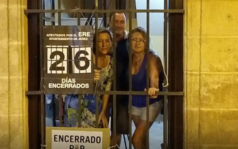 La alcaldesa avanza, con informe en mano, que “más afectados por el ERE de los que pensábamos pueden presentar transacionales”