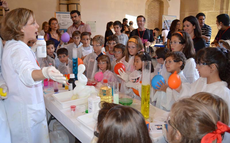 La Noche Europea de los Investigadores “más tecnológica” se traslada este año al Alcázar de Jerez