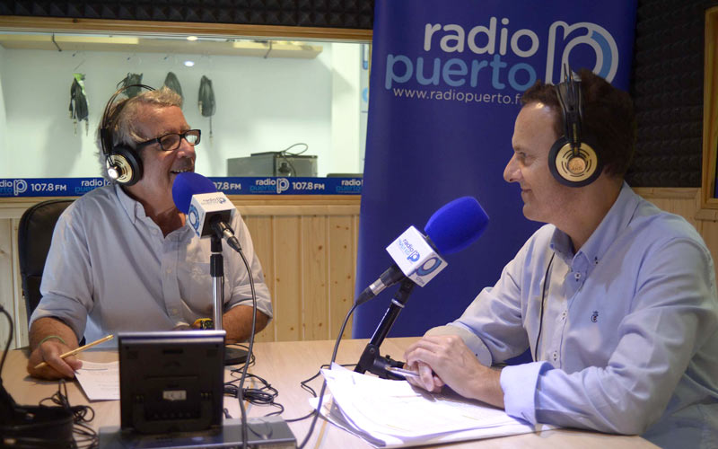 El alcalde tendrá un espacio en Radio Puerto para atender en directo llamadas de los vecinos