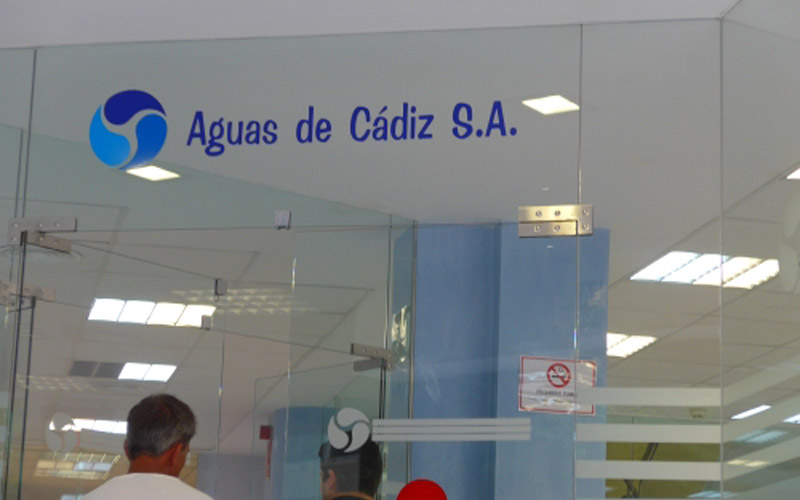 Aguas de Cádiz asumirá la subida de la tasa del agua en alta