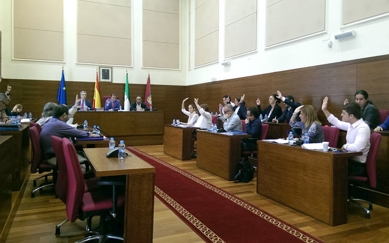 Los 340.000 euros del plan Invierte de la Diputación se gastarán en Chiclana en una decena de actuaciones ya seleccionadas
