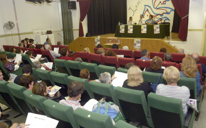 El Gobierno portuense habla de la “auténtica revolución” de los primeros presupuestos participativos; un “despilfarro” para el PP