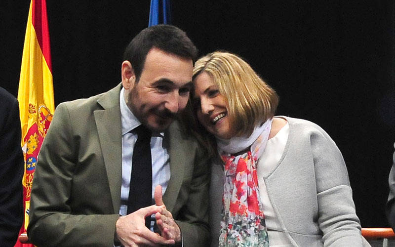 “Díaz manda a su guardia pretoriana para profundizar en el acoso contra el alcalde para tapar la vergüenza de su pacto con el PP”