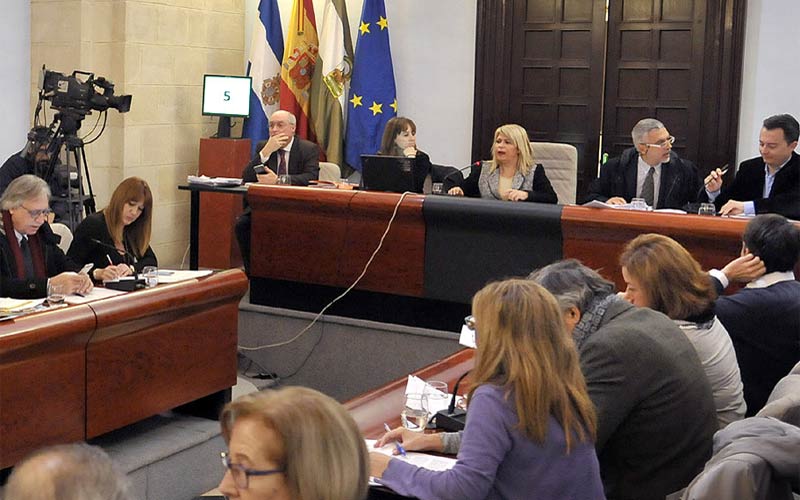 “¿De verdad se está dispuesto a poner en riesgo todo?”