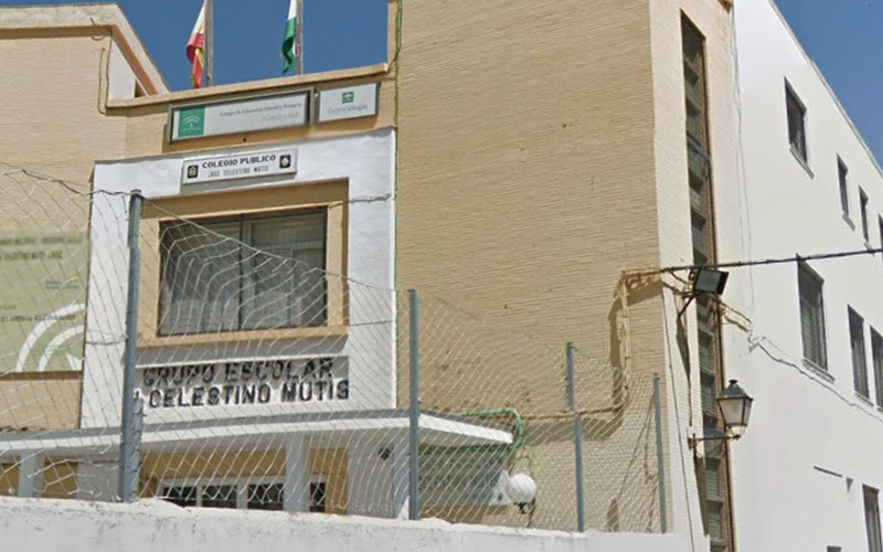 La Ampa del colegio Celestino Mutis reclama el “cierre efectivo” de la calle San Germán al tráfico por la “seguridad” de los escolares