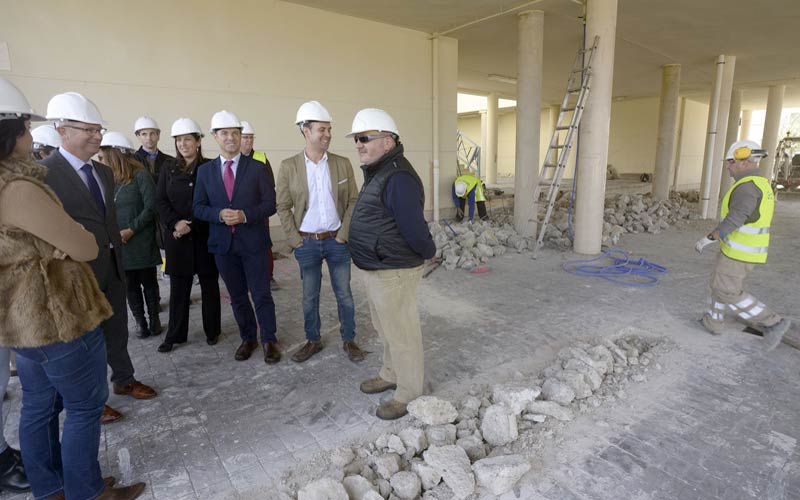 Obras para acabar con las aulas prefabricadas del IES Javier Uriarte