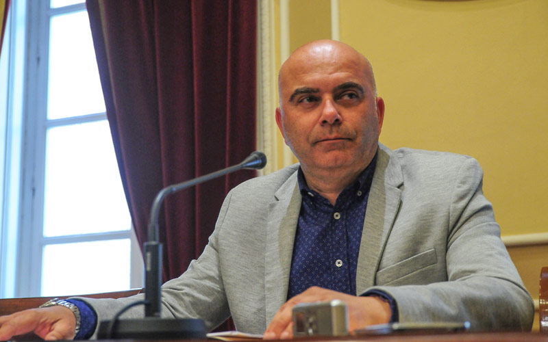 El bipartito somete este lunes al pleno una RPT que “no cuenta con la oposición de la Junta de Personal”; PP y CSIF lo cuestionan
