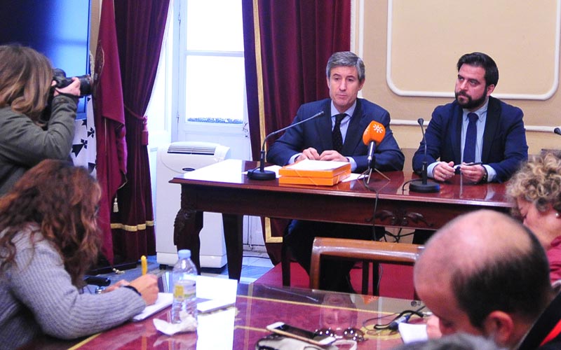 PSOE y Ciudadanos exigen saber “qué ocurre con la limpieza” y la ‘cabeza’ de González Bauza, que ve “informaciones manipuladas”