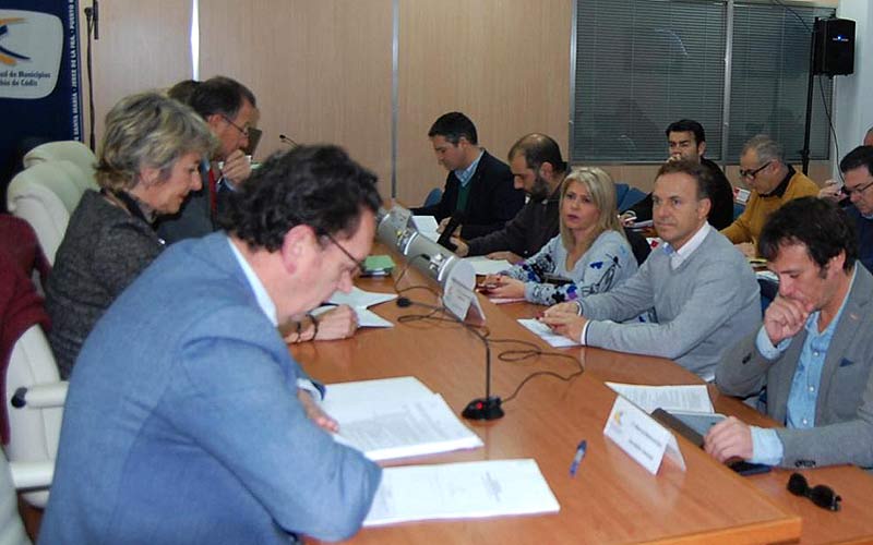 El presupuesto de la Mancomunidad de la Bahía rondará los 1,5 millones en 2017; los alcaldes estudiarán mancomunar la basura