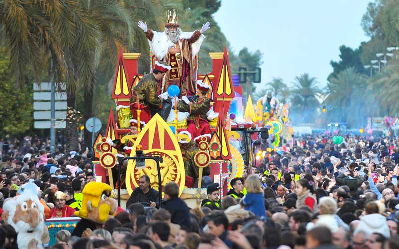 Camas aboga por “seguir colaborando entre todos” para repetir “resultados tan positivos” como los obtenidos estas navidades