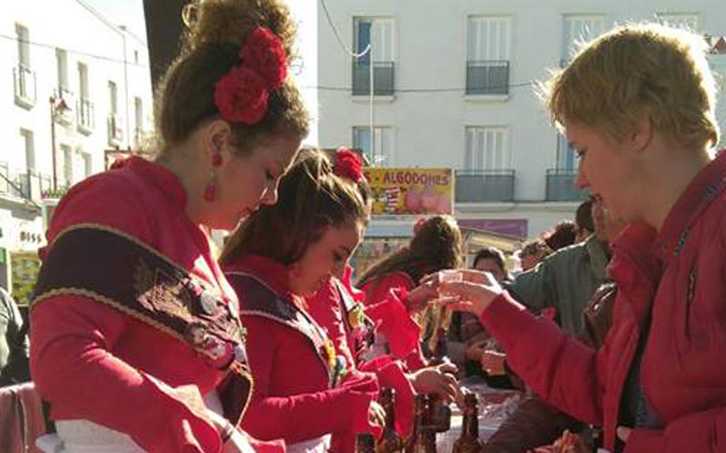 El PSOE cumple con Ganemos y el Ayuntamiento da un paso atrás; la organización del concurso de chiclaneras pasa a una asociación