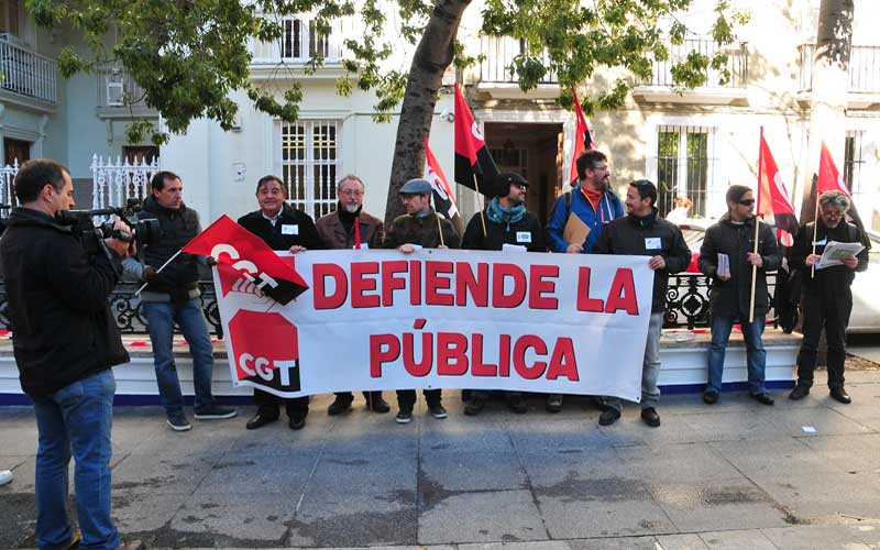 CGT reclama en Cádiz que la bajada de la natalidad “no perjudique sólo a la escuela pública”, que se paralicen y revisen los conciertos