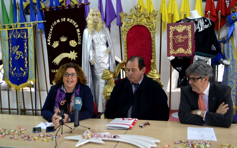 La campaña Ningún niño sin juguete llegó las pasadas navidades a 842 pequeños de 370 familias; un 25% menos de beneficiarias