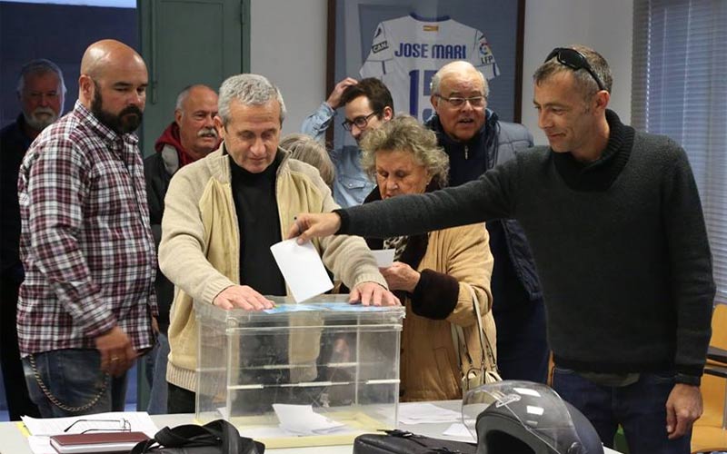Unos 350 roteños votan en las asambleas decisorias para cerrar los presupuestos participativos de 2017