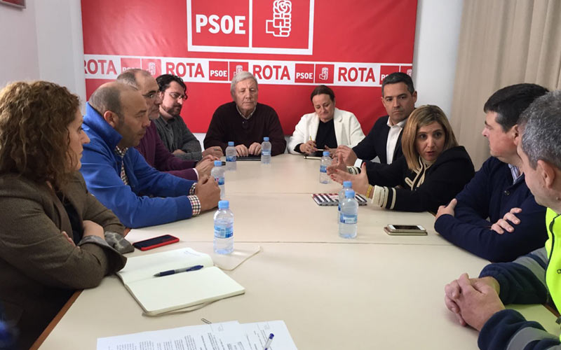 Los socialistas exigen a Rajoy que se ofrezca como “interlocutor” a Trump “para garantizar el empleo en la Base de Rota”