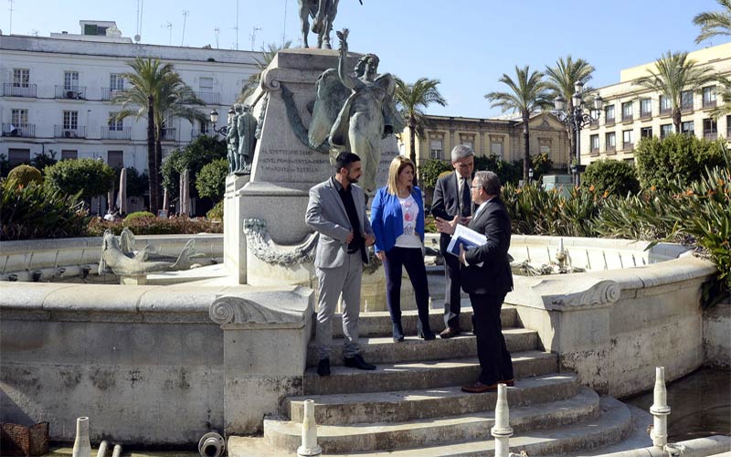 La fuente de la Plaza del Arenal volverá a funcionar por el Día Mundial del Agua; Aquajerez asume su arreglo “definitivo”