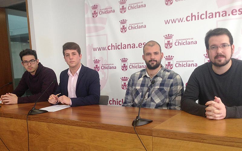 Chiclana también se apunta al manga