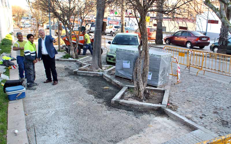 Mejoras en la solería y accesibilidad de la avenida de la Marina