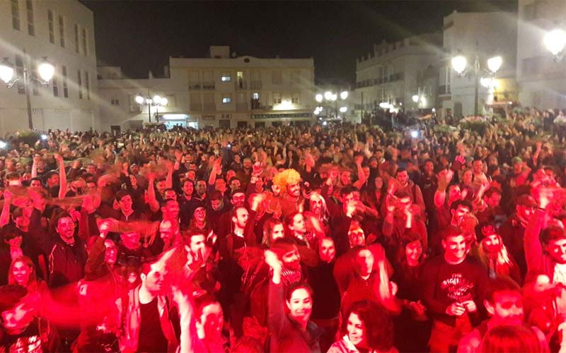 El mundo zombie ‘revive’ el centro de Chiclana