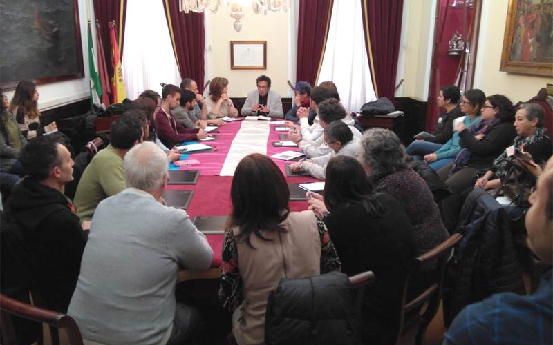 Cádiz “por la diversidad” rechaza la visita del “autobús del odio”