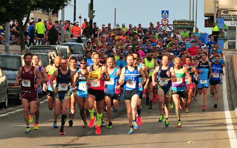 Luis Manuel Quintero y Esther García, ‘oros’ en la XXXI Media Maratón Bahía de Cádiz