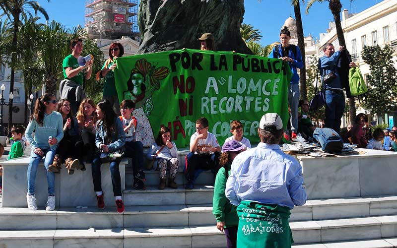 La Marea Verde exige a Belizón que se comprometa a “no cerrar” unidades en centros públicos gaditanos los próximos seis años