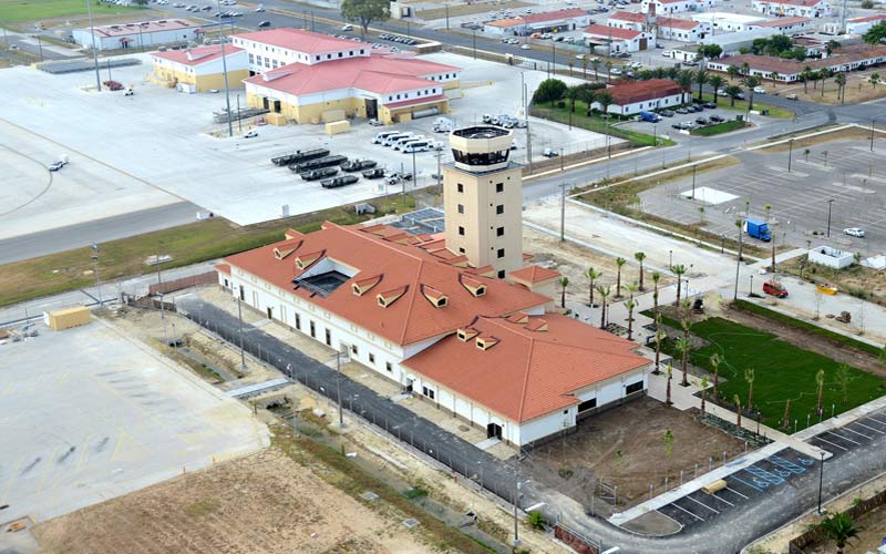 El conflicto entre empresa y trabajadores del aeropuerto de la Base de Rota desemboca en huelgas con servicios mínimos “abusivos”