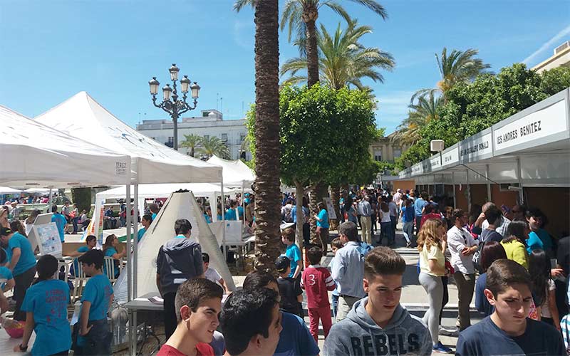La ciencia ‘inunda’ otra vez la plaza del Arenal