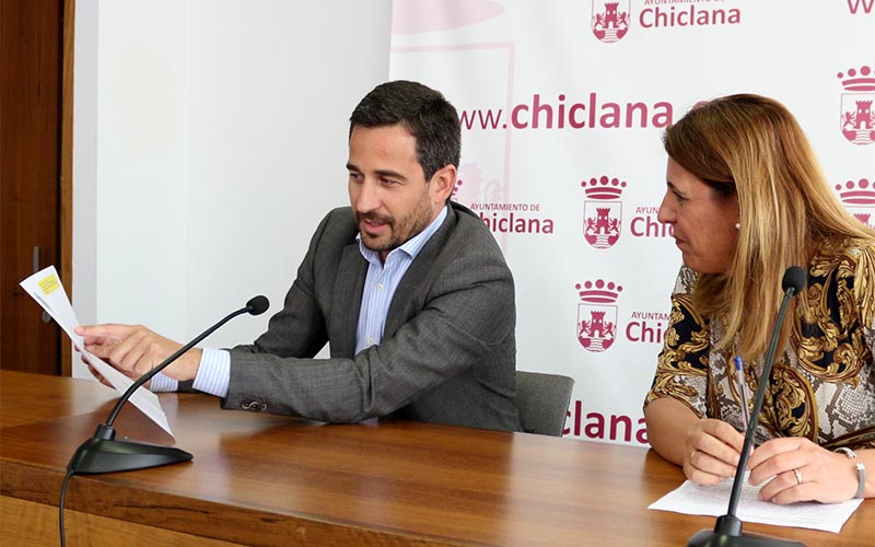 La avenida Juan Carlos I tendrá un único sentido para ‘ganar’ 70 nuevas plazas de aparcamiento