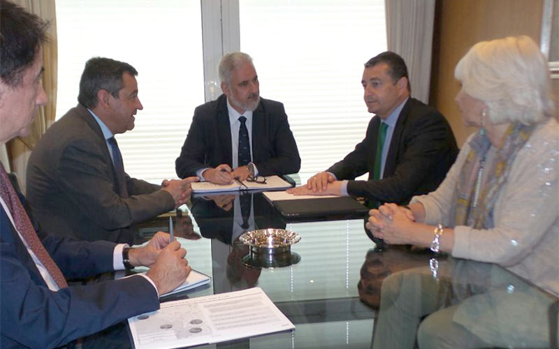 Los cálculos de Sanz (PP): los astilleros gaditanos dan trabajo hoy “a 9.000 personas al día”, y “alcanzarán picos de hasta 15.000”