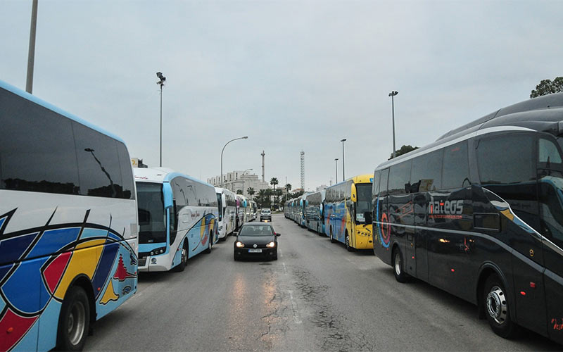 Agencias de viajes gaditanas piden que “se ponga coto” al intrusismo: excursiones organizadas por particulares y entidades