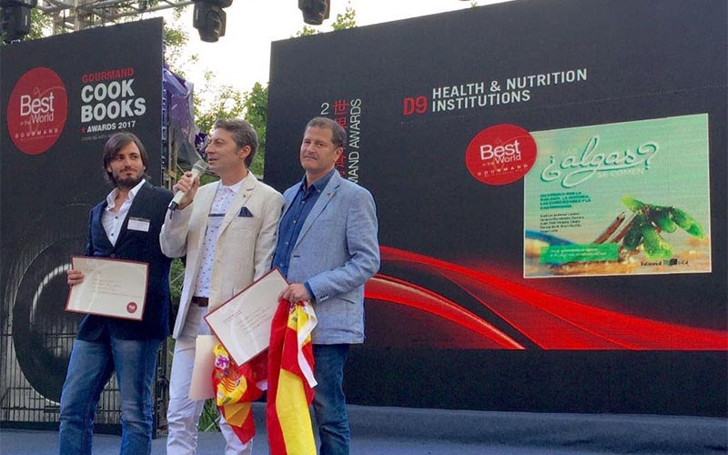 El mejor libro de cocina del mundo, una obra sobre algas de la UCA