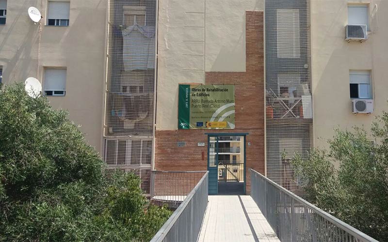 La rehabilitación de las viviendas de la Junta en la barriada de Antonio Muro, en su recta final