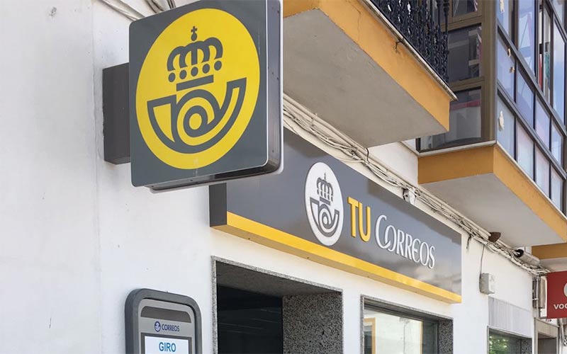 Alertan de la pérdida de más empleos en Correos en Cádiz si se confirma el recorte de la financiación pública en los PGE 2017