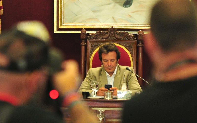 La Fiscalía no considera que el alcalde de Cádiz injuriara con sus declaraciones sobre el caso Loreto, y el PP se disgusta con esta